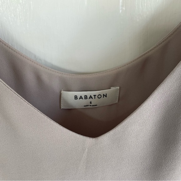 Aritzia Babaton elegant flowy grey cami EUC - Picture 3 of 9